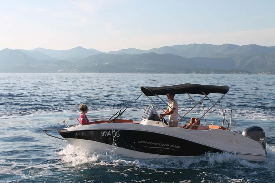 Elaphite Islands: Private boat tour (Barracuda 545) - Snorkeling Gear, GoPro, Towels, and Drinks: What’s Included and Why It Matters