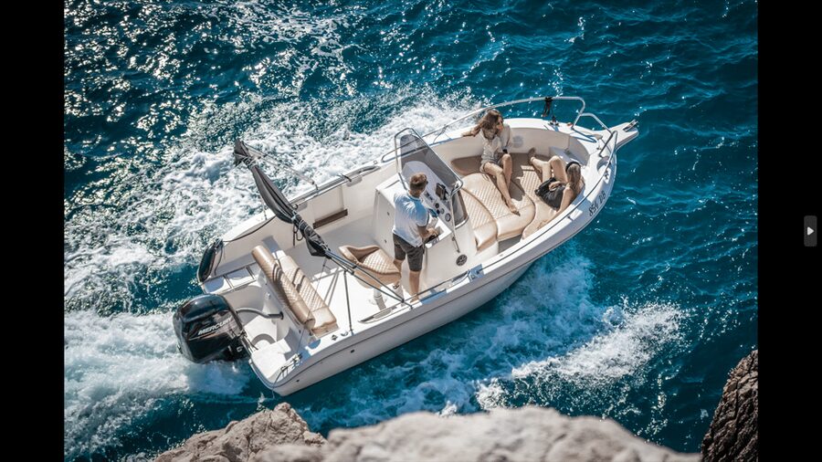 Elaphite Islands: Private Half Day Speedboat Tour - Price and value for a group of up to four