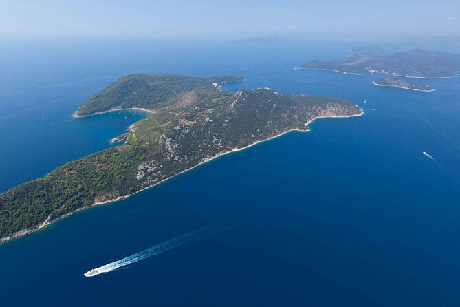 Elaphiti Islands by Catamaran with snacks and unlimited drinks from Dubrovnik - Wi-Fi, Crowds, And Why Seat Choice Matters