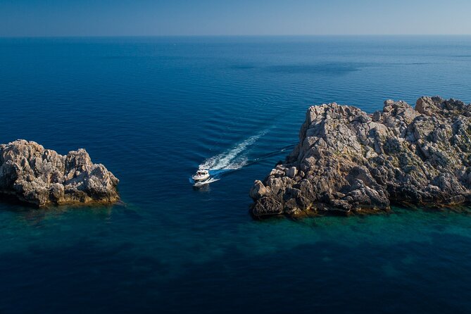 Exclusive Dubrovnik Sunset Cruise with Cocktail at the Cave Bar - Pickup in Dubrovnik City: Less Hassle, More Sunset