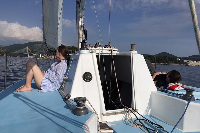 Experience full day sailing from Dubrovnik to Elaphiti islands - The boat and comfort level: small, practical, not “luxury”