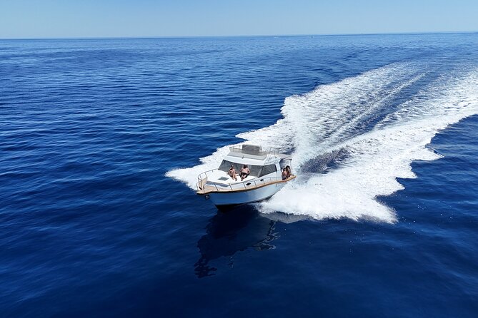 Explore Elaphiti islands by Private trip with Ferretti mini yacht - Key points you will care about
