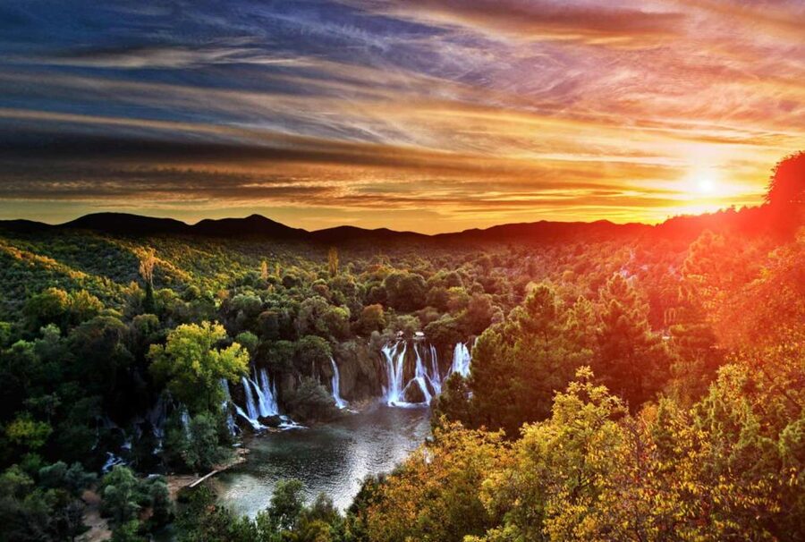 From Dubrovnik: Day Trip to Mostar and Kravice Falls - Key highlights that make this day trip work
