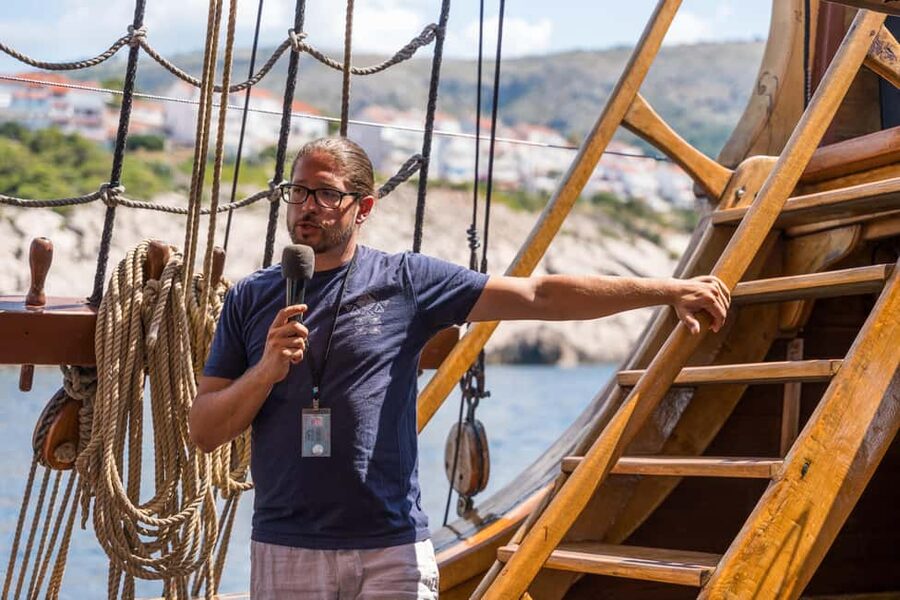 From Dubrovnik: Elaphiti Islands Galleon Cruise with Lunch - Lopud Island: Gardens, Calm, and a First Round of Island Time