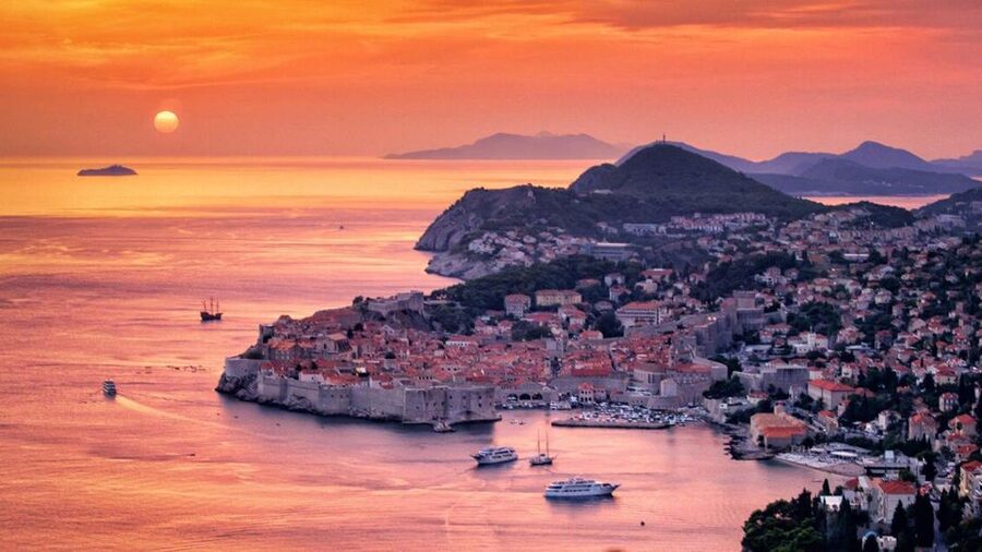 From Dubrovnik: Golden Hour Sunset Cruise with Free Drinks - Old Town walls plus Lokrum Island: where the views come from