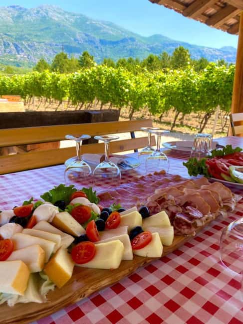 From Dubrovnik: Half-Day Wine Tasting and Cavtat City Tour - Cavtat for about an hour: what to do with your sea-time window