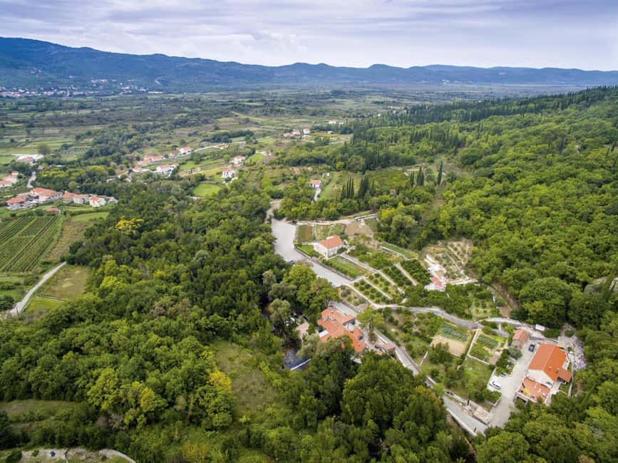 From Dubrovnik Konavle wine tasting tour and Cavtat - Should you book this Konavle wine and Cavtat day trip?