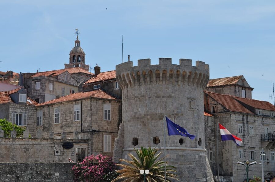 From Dubrovnik: Korcula Island Tour with Wine Tasting - Small tips that make the day smoother