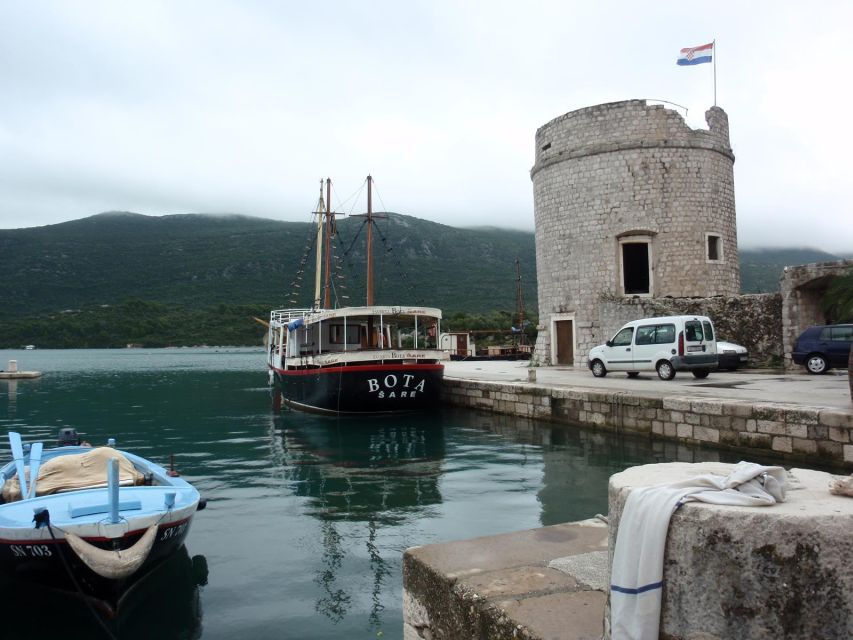 From Dubrovnik: Mali Ston Oyster Paradise Tour with Transfer - Ston’s walls first, Mali Ston oysters second