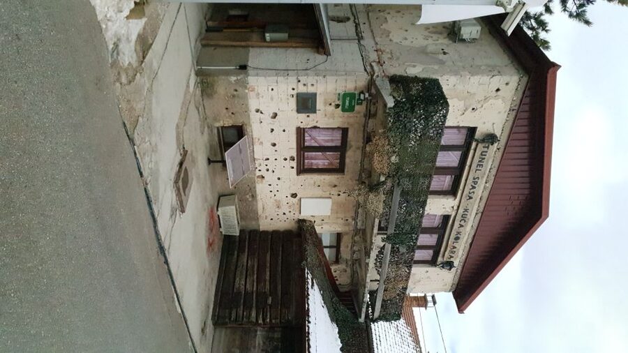 From Dubrovnik: Sarajevo and Mostar Private Full-Day Tour - Jablanica, Cevapi, Baklava, and Turkish Coffee: Eating as Part of the Story