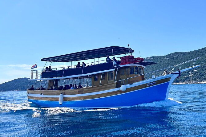 Full-Day Dubrovnik Elaphite Islands Cruise with Lunch and Drinks - Food and drinks: what the included lunch really means