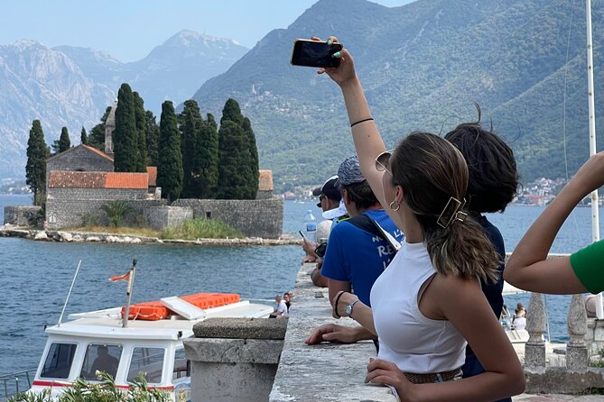 Full day tour to Montenegro - Lunch, shopping, and how the free time fits in