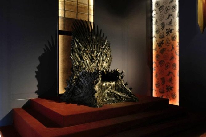 Game of Thrones Legacy - Luza Square and the Dragon: how to read the production choices