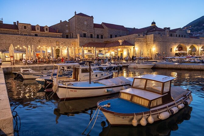 Golden hour SUNSET CRUISE from Dubrovnik Old Town - Golden hour in Dubrovnik, from the right angle