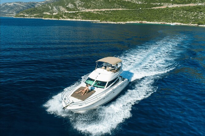 Half-Day Private Yacht Tour to the Elafiti Islands - The optional island time you might get for Hvar and Mljet