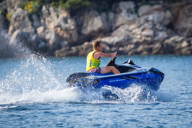 Jet Ski Rent 2h - Entering The Water: Where You Meet and How It Works