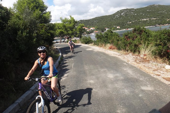 Kayak and Bike Tour to Sipan island from Lopud - From the Outdoor Croatia base on Lopud to Šuđurađ by kayak