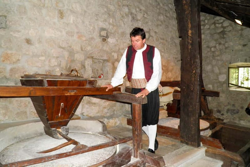 Konavle Valley: Tour with Wine Tasting from Dubrovnik - Ljuta in the water mill: flour production and wool processing