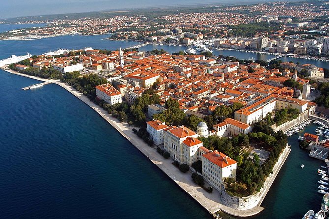 Korcula Private Tour from Dubrovnik - The return drive: Pelješac again and another shot at Ston oysters