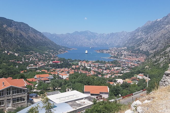 Laizy Wednesdays Tour to Montenegro - Guides and what you can expect from the storytelling