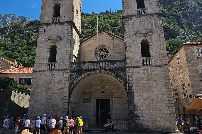 Luxury Day tour to Montenegro - Smart Planning Tips for a Smooth Montenegro Day