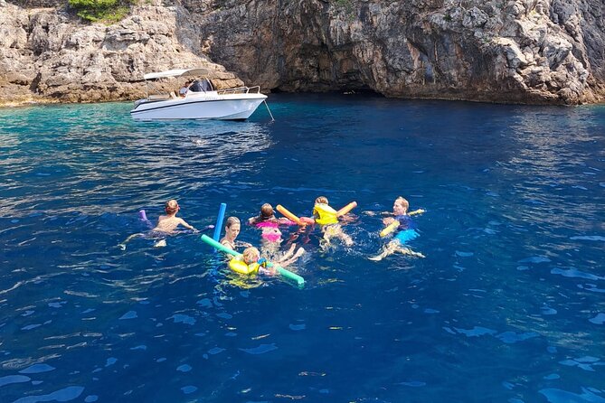 Luxury Elaphite Islands half day Cruise with lunch Apreamare - Šipan Island: Blue Cave Swim, Wine and Olive Oil Tasting, and Big-Island Variety