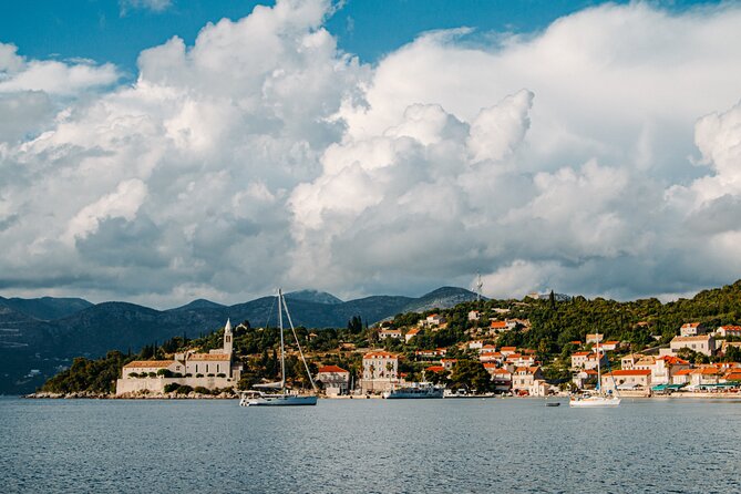 Luxury Elaphite Islands half day Cruise with lunch Apreamare - Onboard Inclusions That Actually Change Your Day