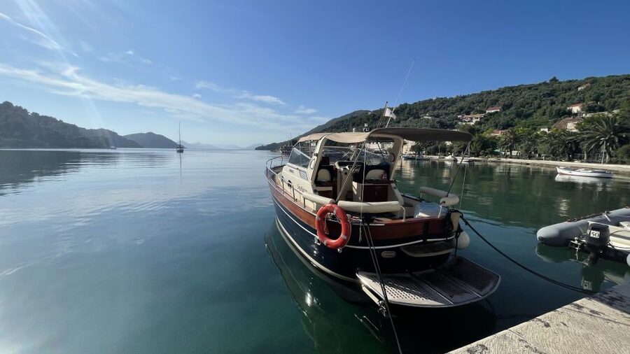 Luxury Private Boat Tour to Elaphiti Islands (4 hours) - Elaphiti Islands Time: Caves, Secluded Coves, and Optional Action