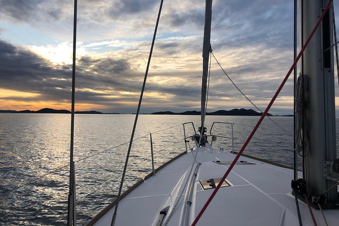 Luxury Private Sailing from Dubrovnik: Day & Multiday Tours - Ston: a shore-based pause and how lunch can play out