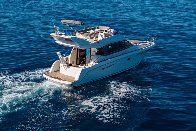 Luxury sunset cruise in Dubrovnik - Price and value: what $1,558.62 gets you