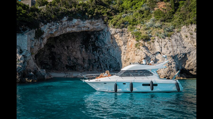 Luxury yacht: Sunset Blue Cave & Panoramic Tour w Wine - What you actually get on the water: snorkeling gear, floties, and SUP