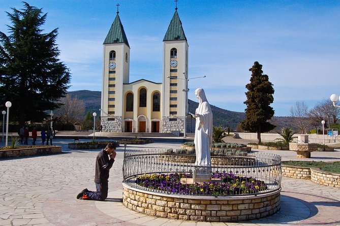 Međugorje Private Tour from Dubrovnik visiting Apparition Hill - Hotel Pickup and Round-Trip Transport: The Real Value