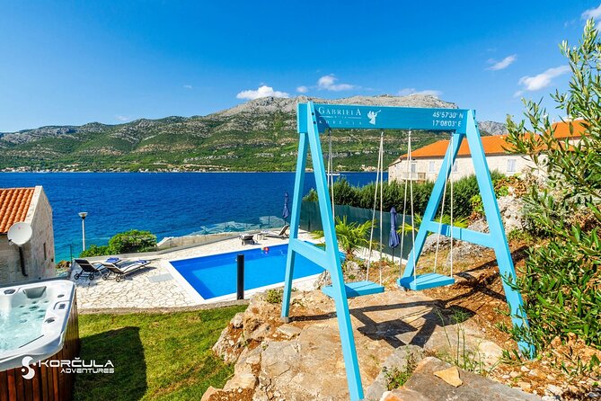 Multi Day Private Croatian Pearls Tour from Split - Lastovo Island: a calmer archipelago day with traditional food and sea views
