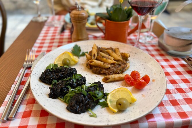 Old Town Dubrovnik Food Tour of 10+ Authentic Croatian Tastings - Starting at a bakery, not a menu (Poljana Paska Miličevića)
