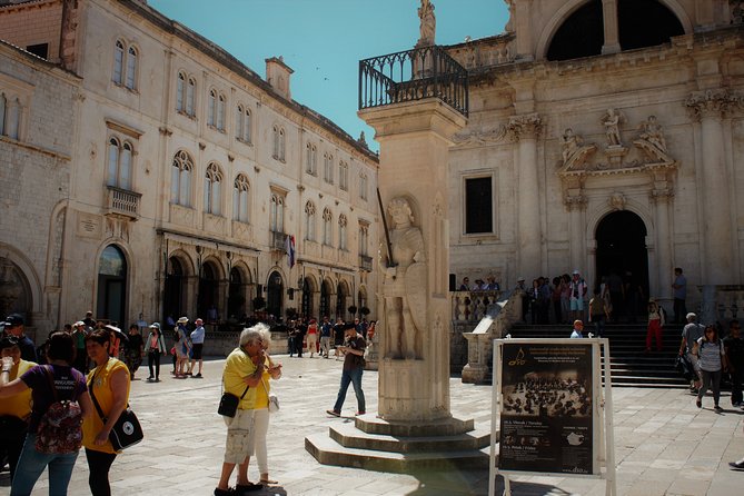 Old Town Secrets Walking Tour - Dubrovnik Cathedral: statues, Mary, and secrets tied to Richard the Lionheart