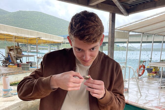 Oysters testing private tour to Ston - Dubrovnik to Ston: why this food and history pairing works