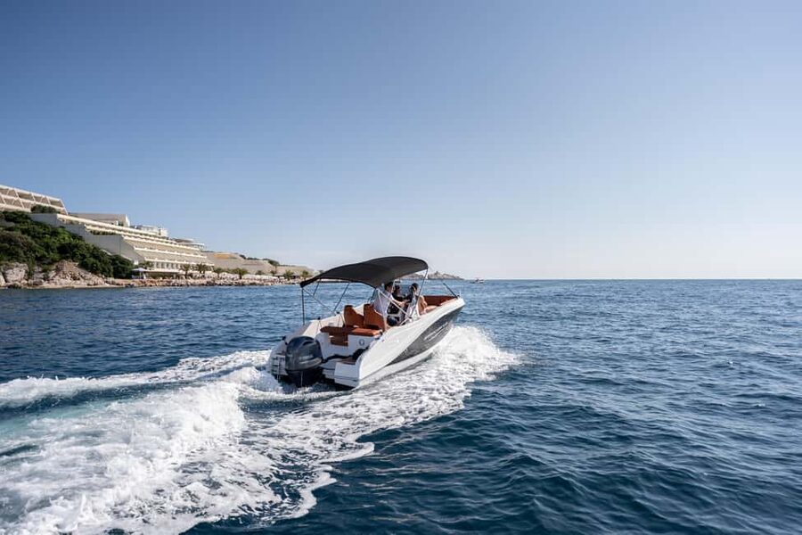 Poseidon Boat Tour Dubrovnik - Skipper Ivan and the kind of guide you want on a small boat