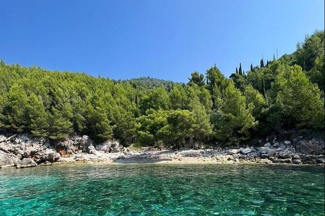 Private Boat Experience 4 Islands With Local Skipper - Key highlights at a glance