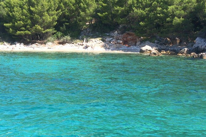 Private Boat Experience 4 Islands With Local Skipper - Old Town port to Koločep: city walls from the sea, plus homemade wine