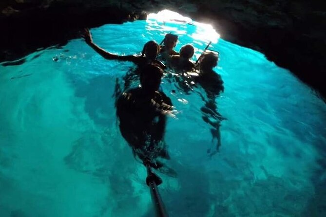 Private boat tour - caves, snorkeling, bays and beaches - When the sea gets choppy: the plan adapts, and that’s a good sign