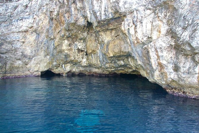 Private Boat Tours Dubrovnik Elaphiti islands & Blue cave - Šipan and the optional Bowa Restaurant stop