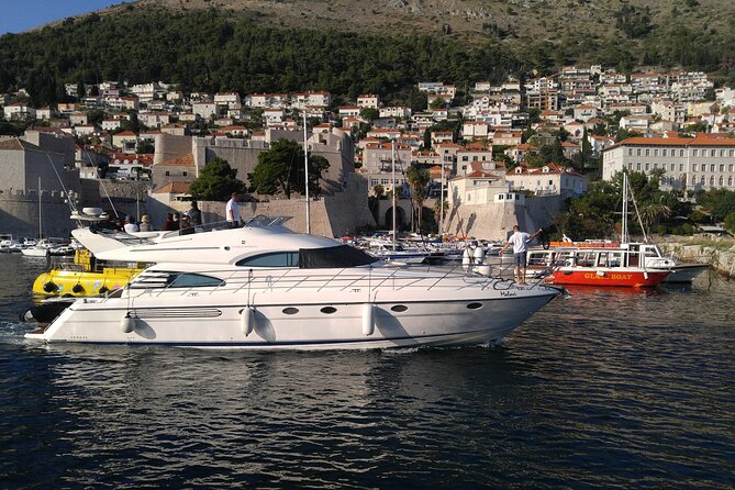 Private boat tours Dubrovnik : Sunset Panorama Cruise - The Hotel Belvedere ruins, and why that spot is memorable