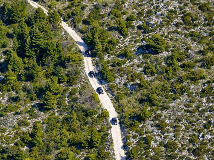 Private Buggy Panorama Adventure /2 hours-2 hills Viewpoint - Srđ Hill Viewpoint: Fort Imperial, the Cross, and the Old Town Spread