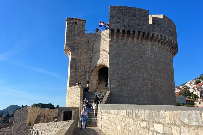 Private City Wall tour of Dubrovnik - Start at Amerling Fountain, End at Stradun (Or Higher Up)