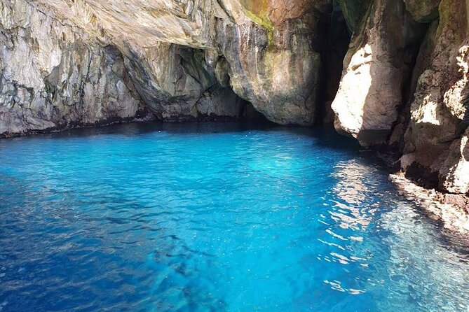 Private Elaphiti Islands Boat Tour 4h - Blue Cave on Koločep: when the light does the work