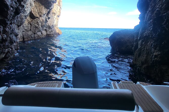 Private Elaphiti Islands Boat Tour Tailor-Made 8h - Price and value: what $409.72 per group really buys