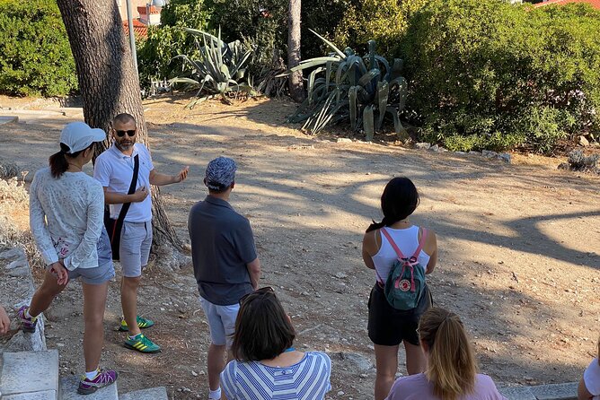 Private Fort Lovrijenac and Dubrovnik City Tour - Dubrovnik in a tight loop: what this 2-hour tour actually accomplishes