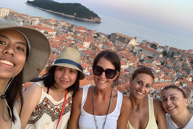 Private History Old Town and City Wall Tour in Dubrovnik - Getting Oriented in the Old Town: Fountain, Franciscan Monastery, and Squares