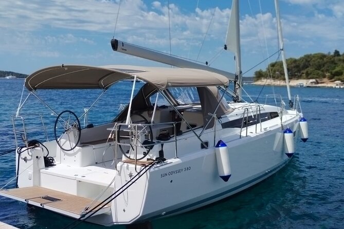 Private Inter-Island Tour from Dubrovnik to Elaphiti Islands - Stop 3, Sipan: secluded bays, clear water, and a 15th-century castle
