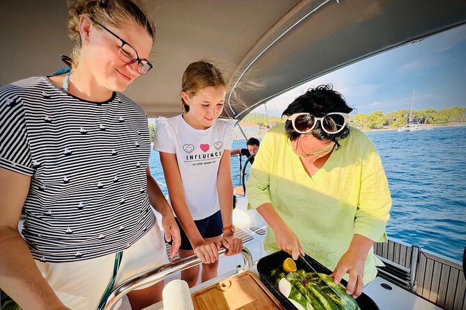 Private Inter-Island Tour from Dubrovnik to Elaphiti Islands - What Captain Frano does that makes the day better